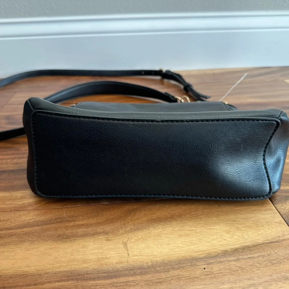 Nine West Dreama Flat Front Satchel in Black Shoulder or Crossbody - Picture 5 of 7